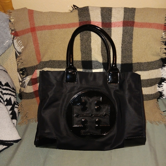 Tory Burch tote - Picture 1 of 9